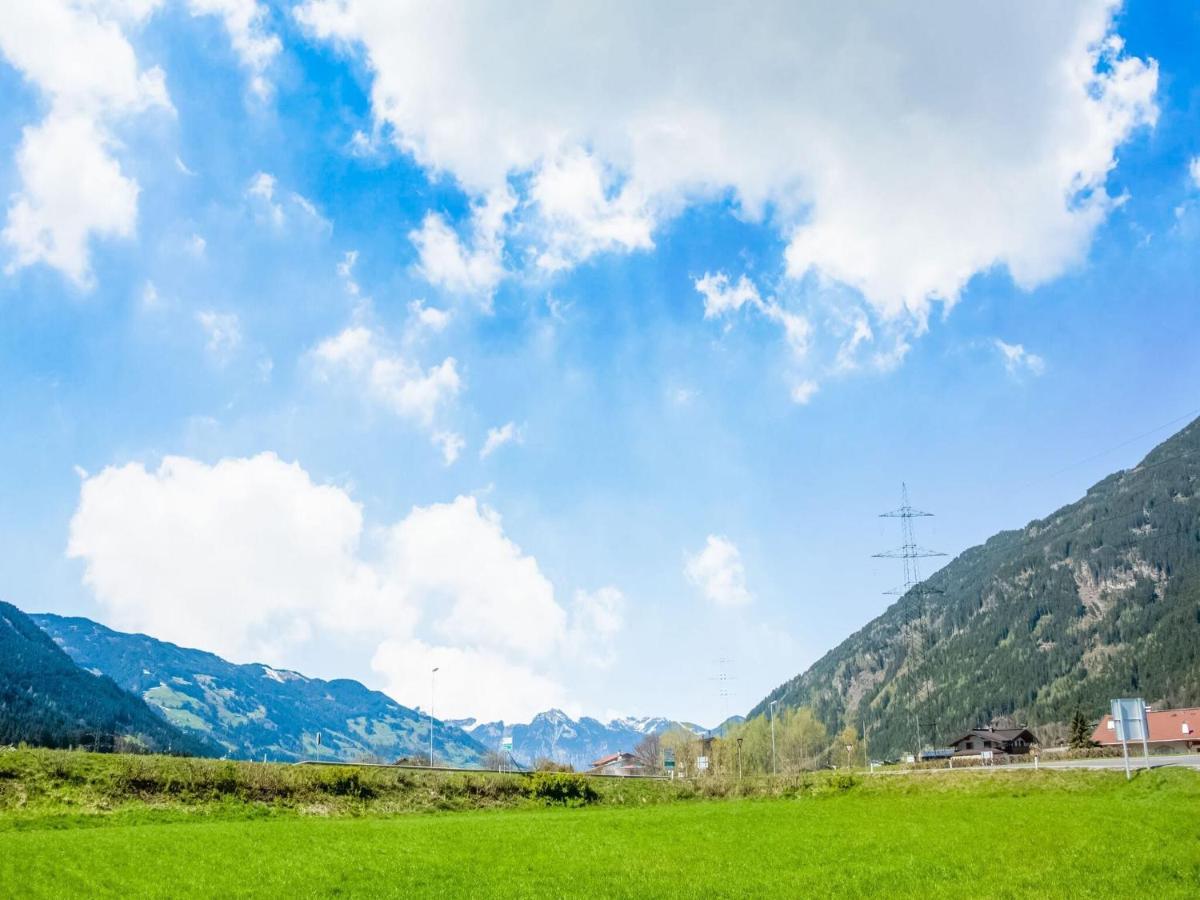 Beautiful Apartment In Ramsau With Balcony Ramsau im Zillertal Exteriör bild