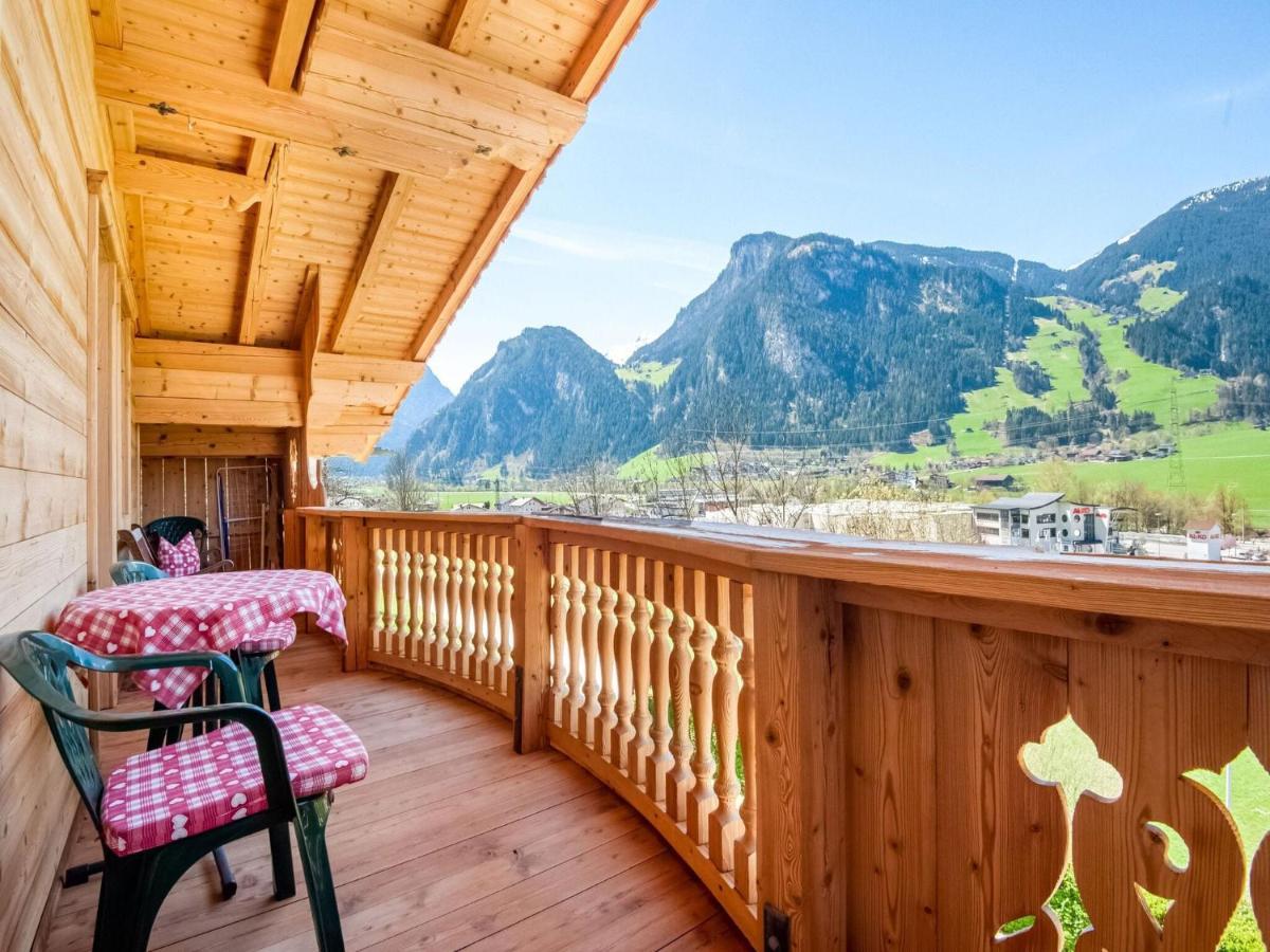 Beautiful Apartment In Ramsau With Balcony Ramsau im Zillertal Exteriör bild